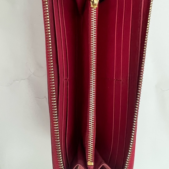 Prada wallet - Picture 7 of 8